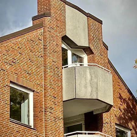 Lejlighed Gemutliche Zentral Gelegene Dachgeschosswohnung *