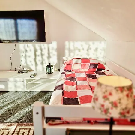 Gemutliche Zentral Gelegene Dachgeschosswohnung * Glinde (Schleswig-Holstein)