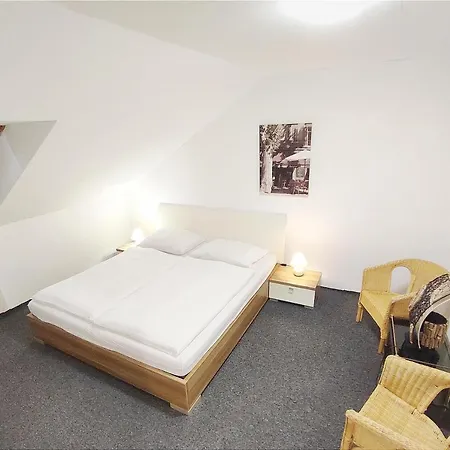 Lejlighed Gemutliche Zentral Gelegene Dachgeschosswohnung Glinde (Schleswig-Holstein)